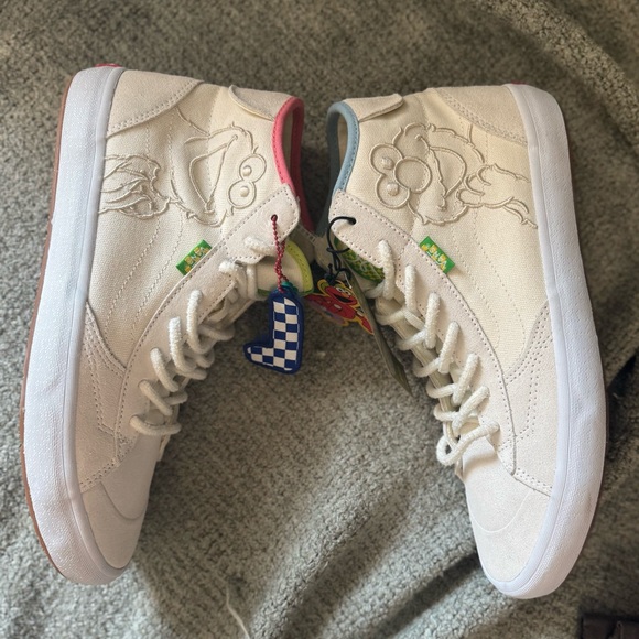 Vans Lizzie Armanto Ivory Sk8-Hi High-Top Sneakers with Sesame Street Embroidery - Picture 1 of 16